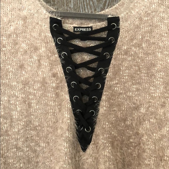 Express sweater - Picture 2 of 3